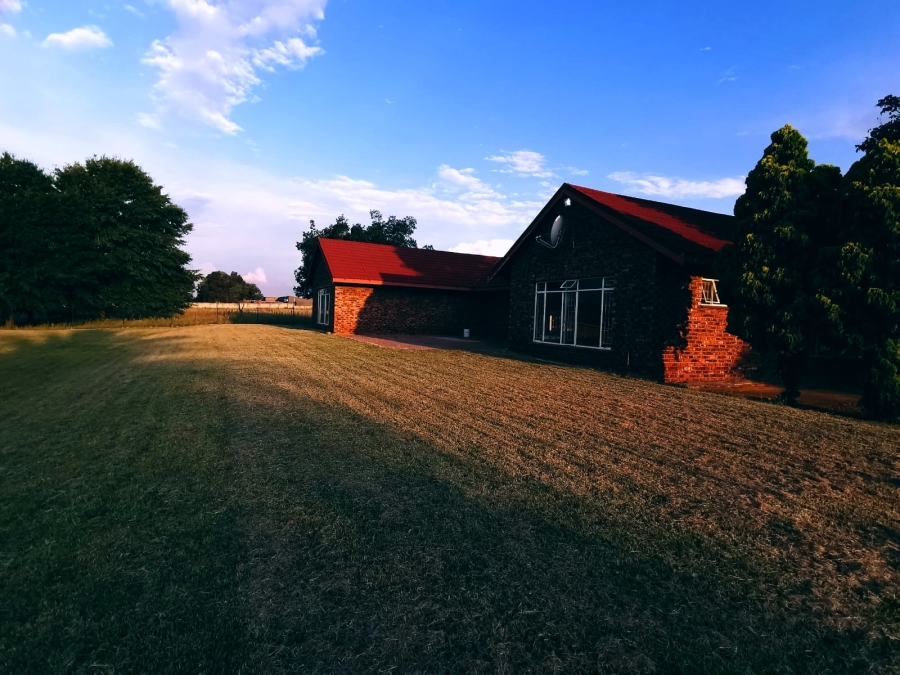 2 Bedroom Property for Sale in Wonderwater Free State